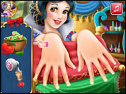 Snow White Nails 2